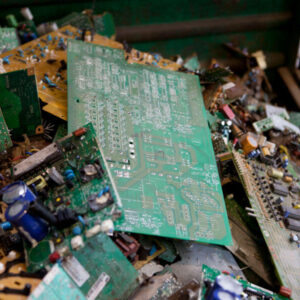 materiale-elettrico-esausto materiale-elettrico-esausto